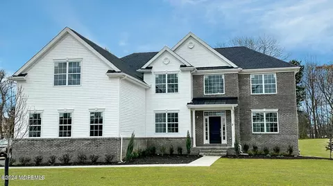 2 Casola Ct, Marlboro, NJ 07746