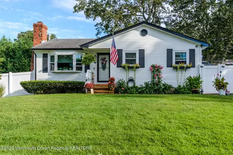 292 20th Ave N, Brick, NJ 08724