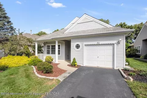 50 Isabella Dr, Manchester, NJ 08759