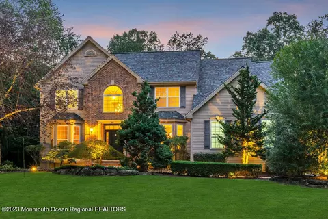 30 Erin Dr, Jackson, NJ 08527
