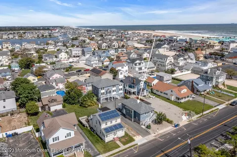 27 Arnold Ave, Point Pleasant Beach, NJ 08742