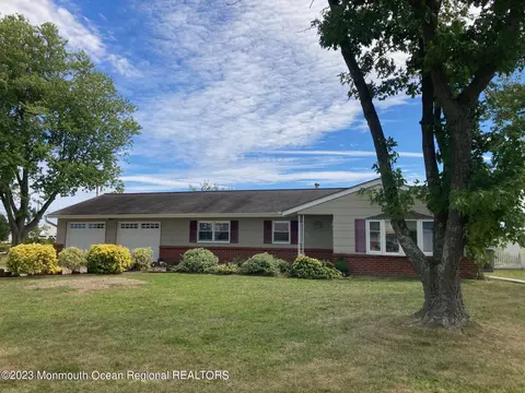 200 Seneca Blvd, Barnegat, NJ 08005