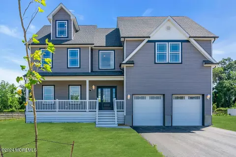 5 Sander Way, Bayville, NJ 08721