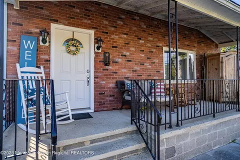 385 New York Ave, Columbus, NJ 08022