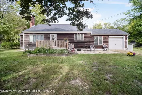 435 Dover Rd, Toms River, NJ 08757