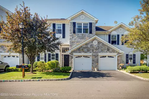 31 Chimney Ct #178, Laurence Harbor, NJ 08879