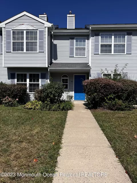 121 Sandpiper Ln, Bayville, NJ 08721