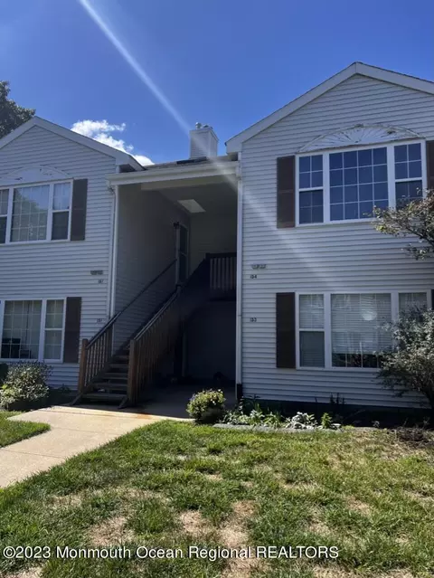 154 Harlequin Glade, Bayville, NJ 08721