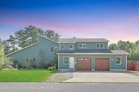 2450 Capshaw Rd, Forked River, NJ 08731
