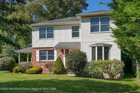 74 S Ward Ave, Rumson, NJ 07760