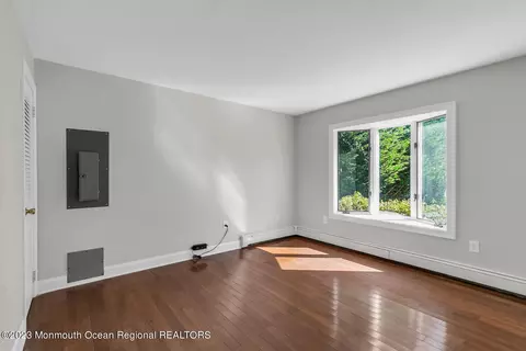 74 S Ward Ave, Rumson, NJ 07760 photo 9