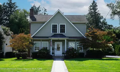 90 Lovett Ave, Little Silver, NJ 07739