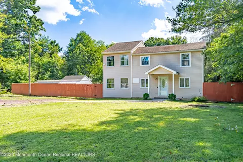 505 W Farms Rd, Howell, NJ 07731