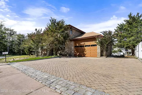 834 Sunrise Blvd, Forked River, NJ 08731