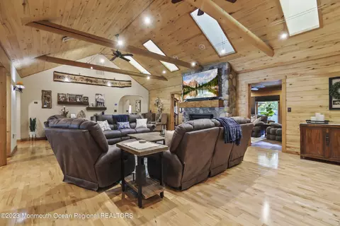 15 Brookside Rd, Millstone, NJ 08510 photo 9