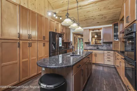 15 Brookside Rd, Millstone, NJ 08510 photo 11