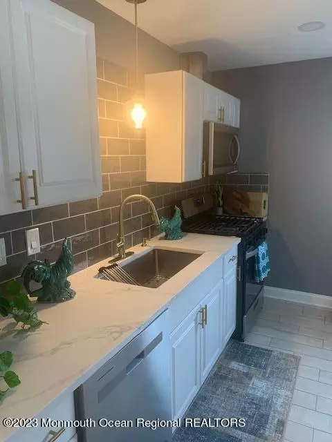 29 Tudor Ave, Berkeley, NJ 08721 photo 4