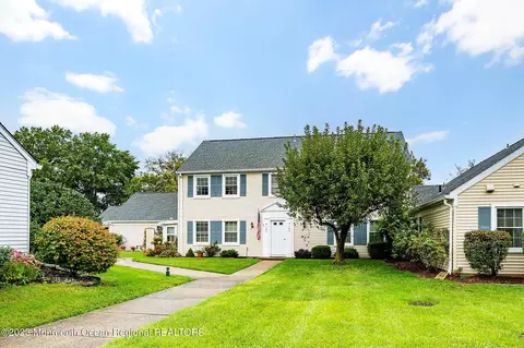 187 Rossmoor Dr # N, Monroe, NJ 08831
