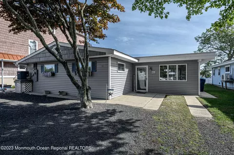 16 N Boom Way, Little Egg Harbor, NJ 08087