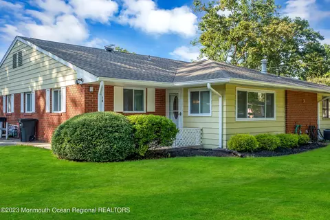 3 Heron St #B, Manchester, NJ 08759