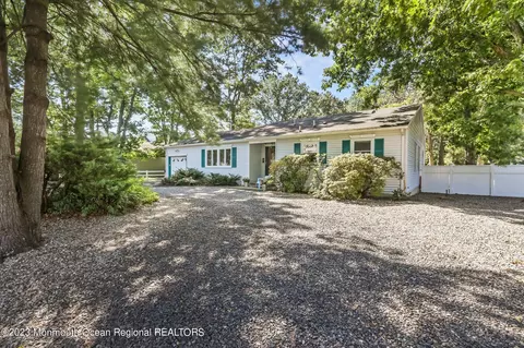 1431 Green Grove Rd, Brick, NJ 08724