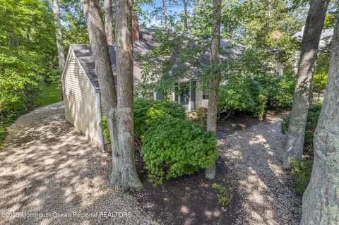 Exterior - 1007 Forrest Rd, Brielle, NJ 08730 photo 12 of 13