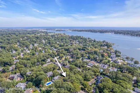 View/Area - 1007 Forrest Rd, Brielle, NJ 08730 photo 3 of 8