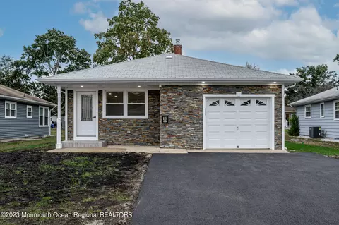 70 Montserrat St, Berkeley, NJ 08721
