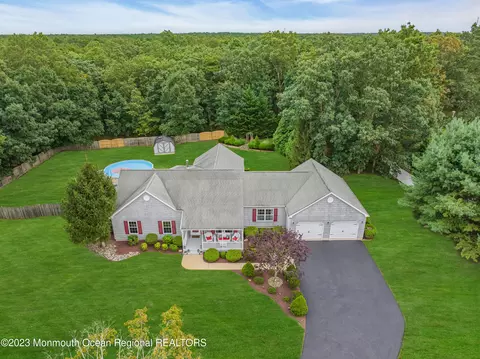 5 Ernest Way, Jackson, NJ 08527