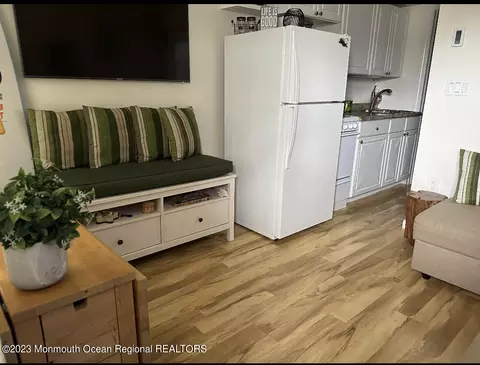2304 Grand Central Ave #7, Lavallette, NJ 08735