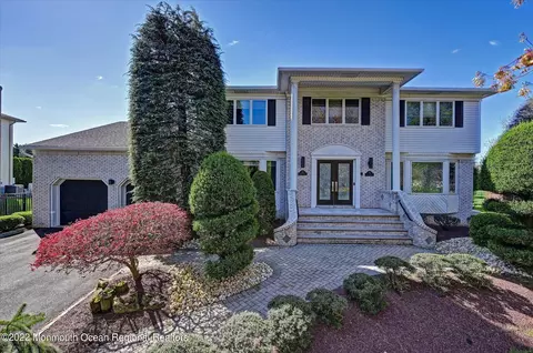 75 Annette Dr, Marlboro, NJ 07746