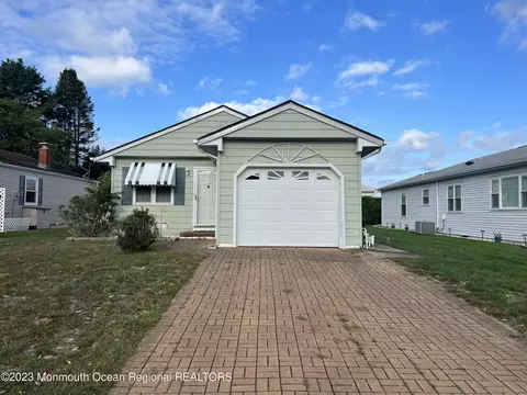 148 San Carlos St, Berkeley, NJ 08721