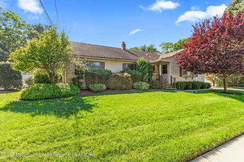 110 Van Brackle Rd, Aberdeen, NJ 07747