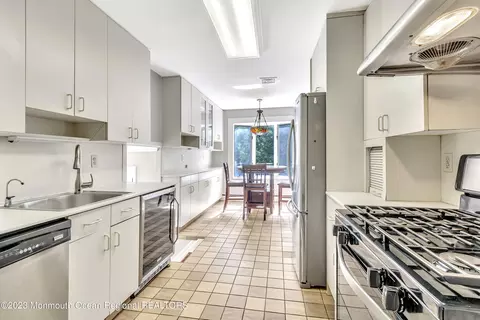 15 Devon Rd, Edison, NJ 08820 photo 21