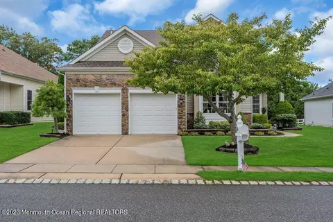 116 Spring Lake Blvd, Waretown, NJ 08758 photo 2
