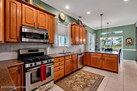 116 Spring Lake Blvd, Waretown, NJ 08758 photo 24