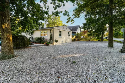 236 Folsom Dr, Brick, NJ 08724