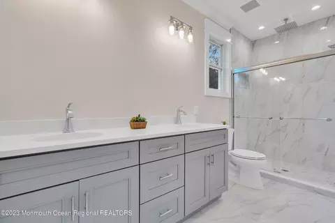 75 Michigan Ave, Waretown, NJ 08758 photo 41