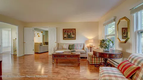 667 Yale Way # A, Monroe, NJ 08831