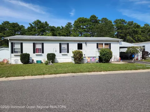 46 Eagle, Whiting, NJ 08759