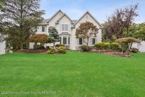 234 Yellowknife Rd, Morganville, NJ 07751