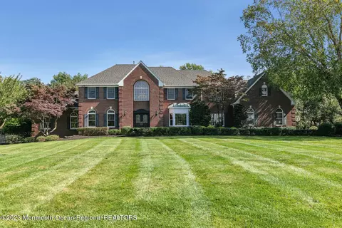 3 Goose Point Dr, Colts Neck, NJ 07722