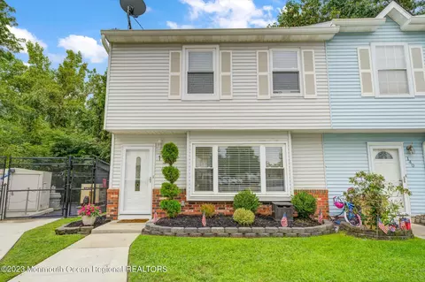 139 Meli Ln, Jackson, NJ 08527