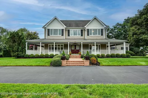 515 Seven Bridges Rd, Little Silver, NJ 07739