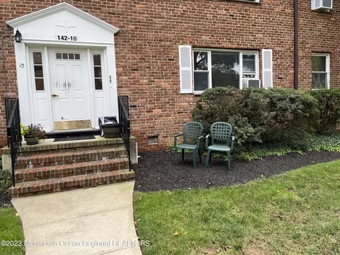 142 South St #10-B, Red Bank, NJ 07701