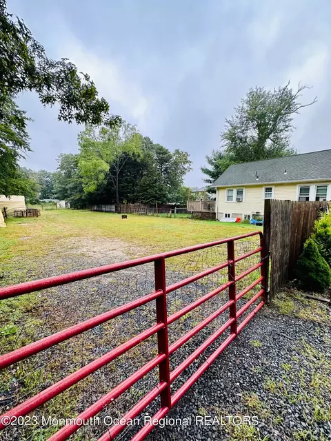 64 Johnson St, Waretown, NJ 08758 photo 19
