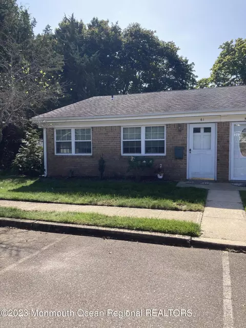 61 Marina Ln #177, Brick, NJ 08724