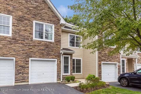 5 Indigo Dr, Old Bridge, NJ 08857