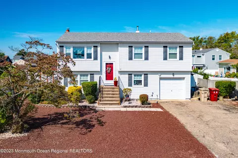 52 Archer Ave S, Berkeley, NJ 08721