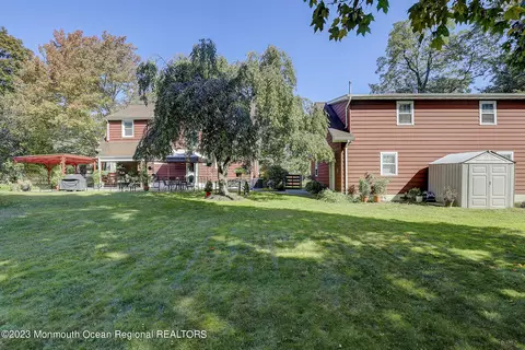 17 School Rd W, Marlboro, NJ 07746